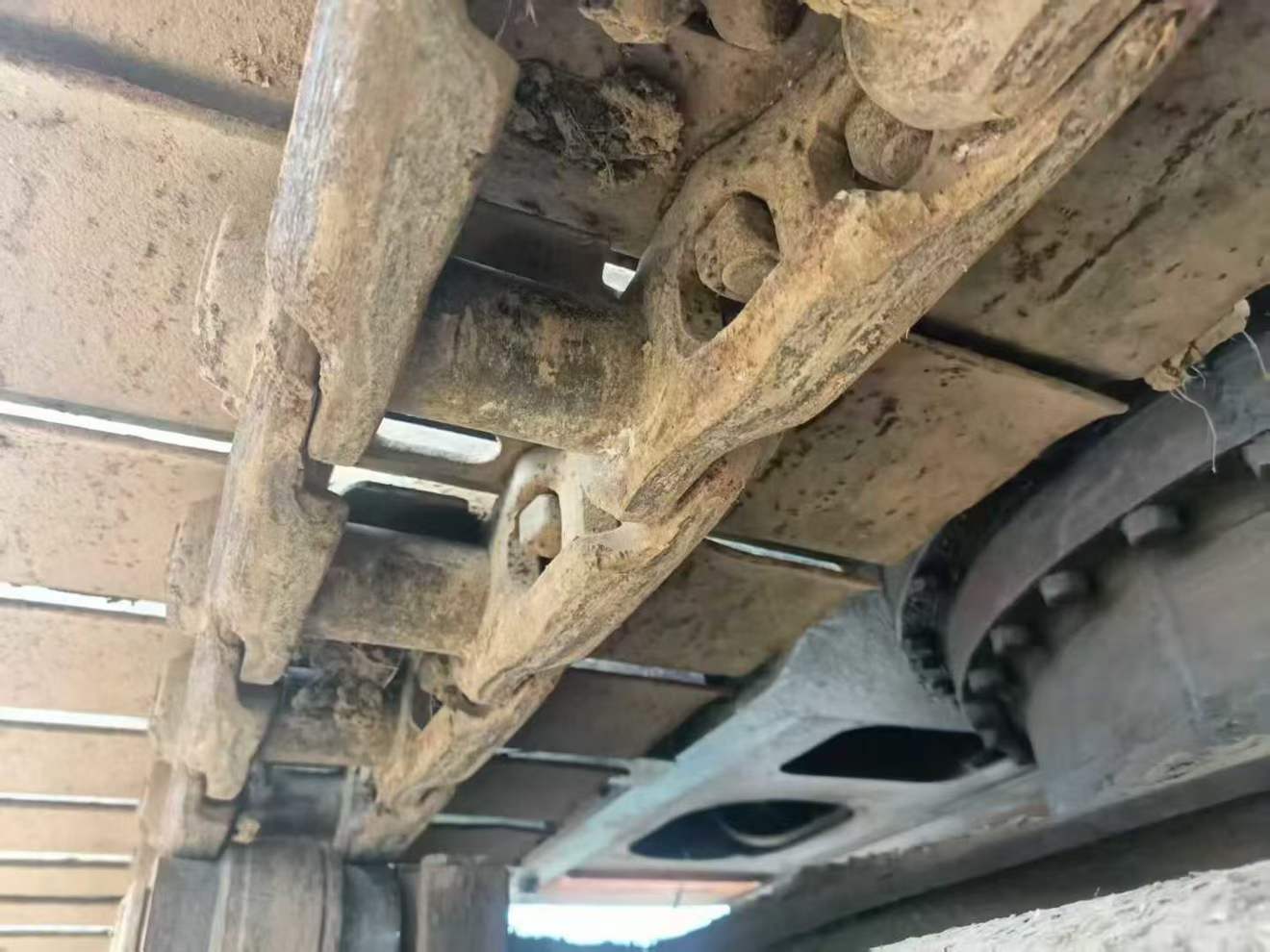 Used Hitachi ZX210-3G Excavator 2011 Model / 8