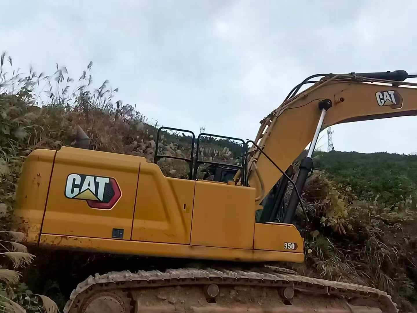 Used Caterpillar 350L Excavator 2021 Model