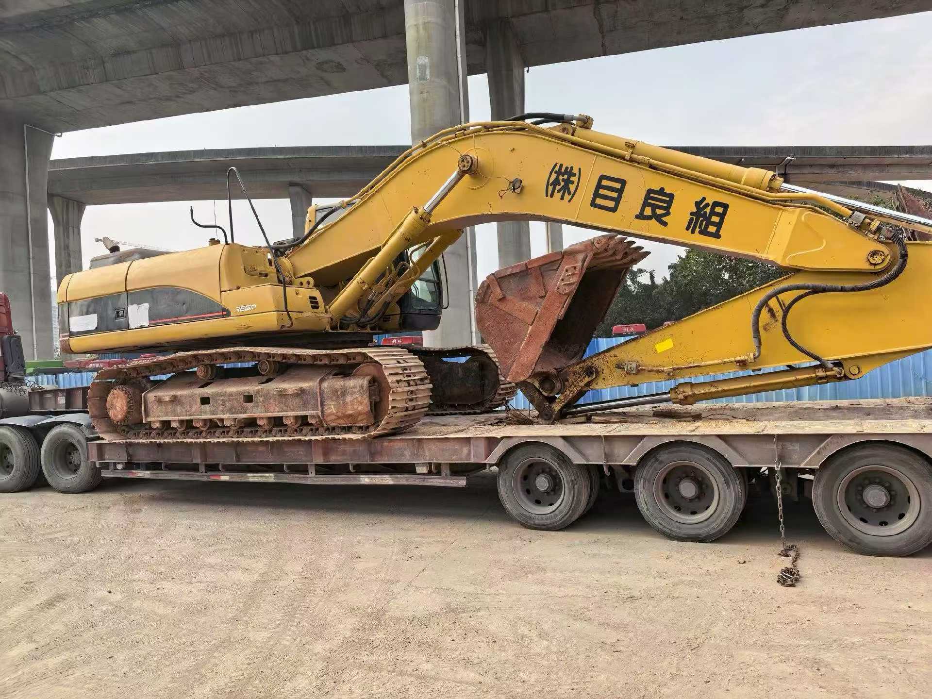 Used Caterpillar 330C Excavator 2016 Model / 2