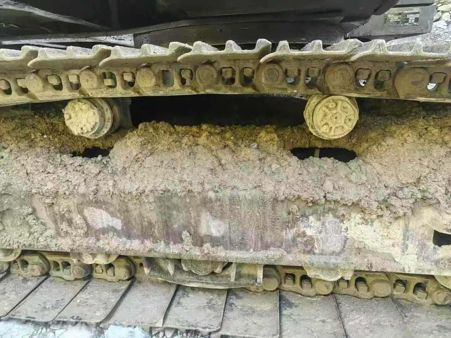 Used Volvo EC200 Excavator 2018 Model / 8