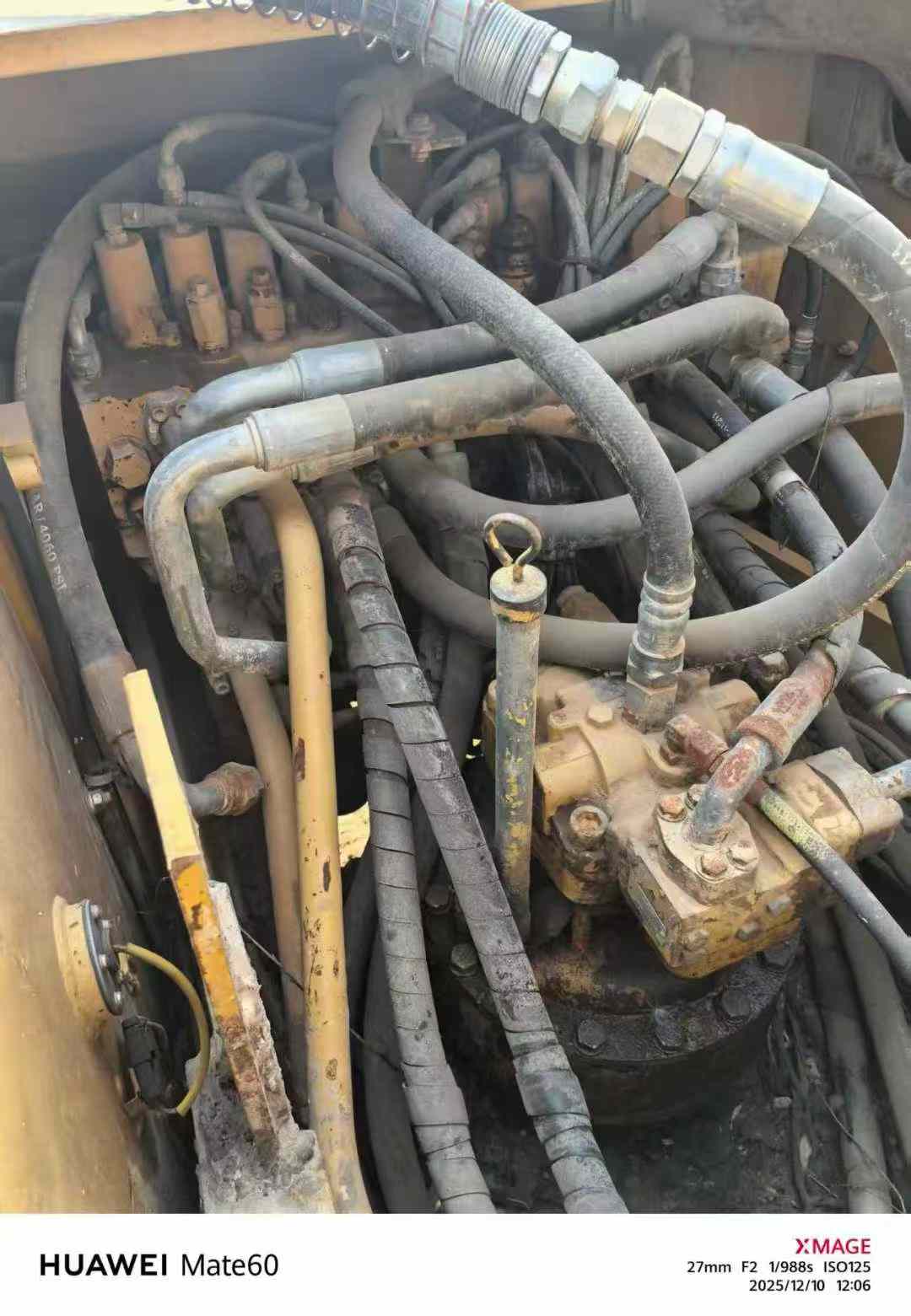 Used Caterpillar 320D Excavator 2011 Model / 3