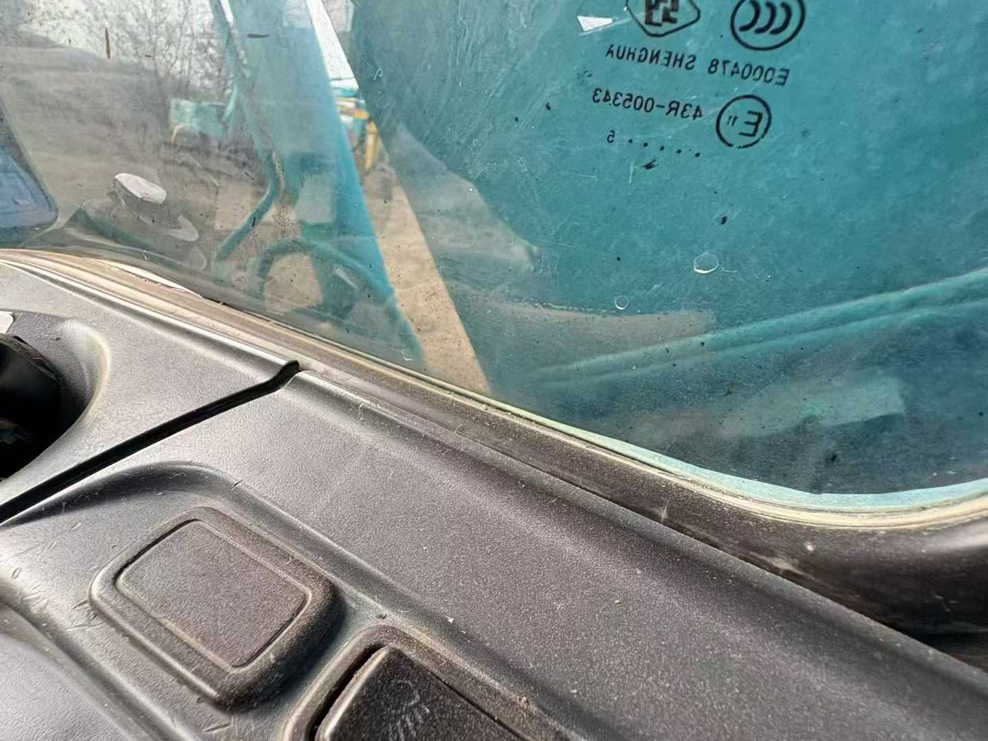 Used Kobelco SK210 Excavator 2015 Model / 8