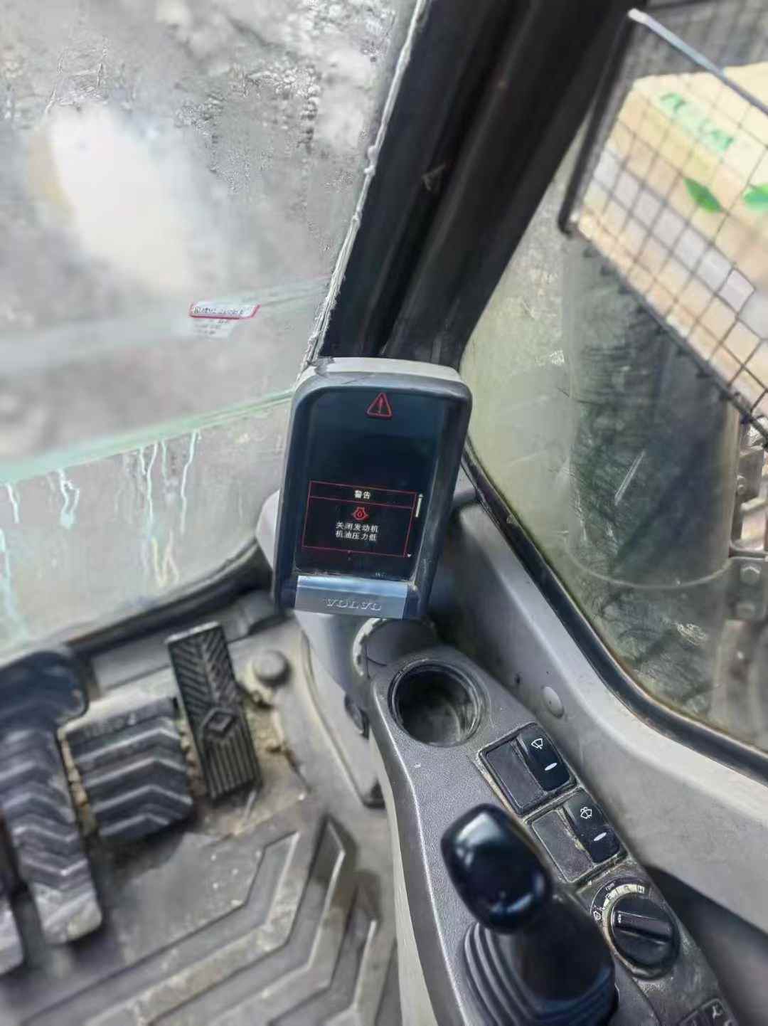 Used Volvo EC200 Excavator 2018 Model / 9