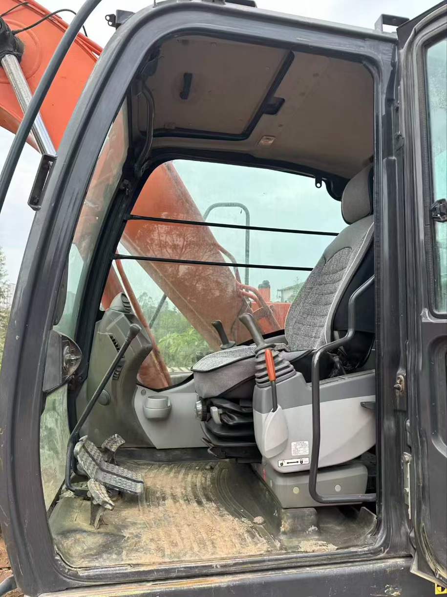 Used Hitachi ZX70 Excavator 2017 Model / 9