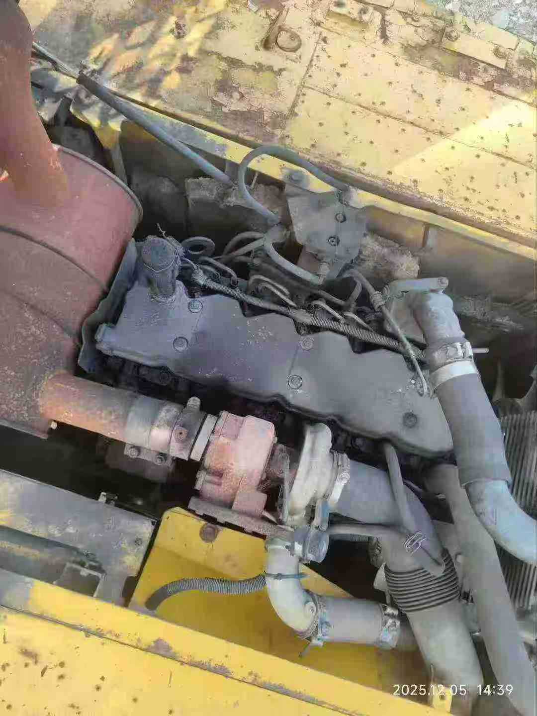 Used Komatsu PC220-8 Excavator 2016 Model / 2