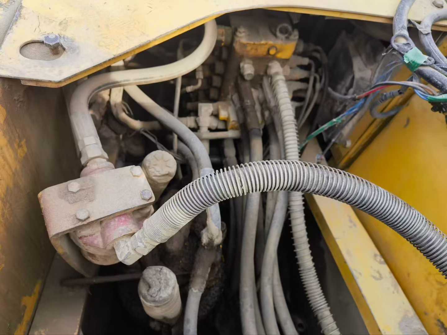 Used Komatsu PW160-7 Excavator 2012 Model / 5