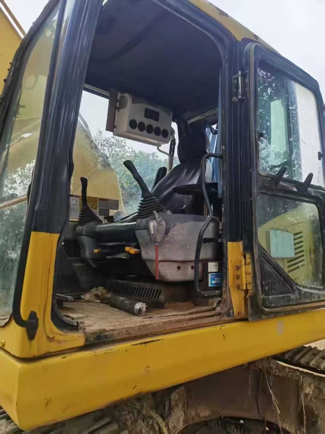 Used Komatsu PW200-7 Excavator 2016 Model / 7