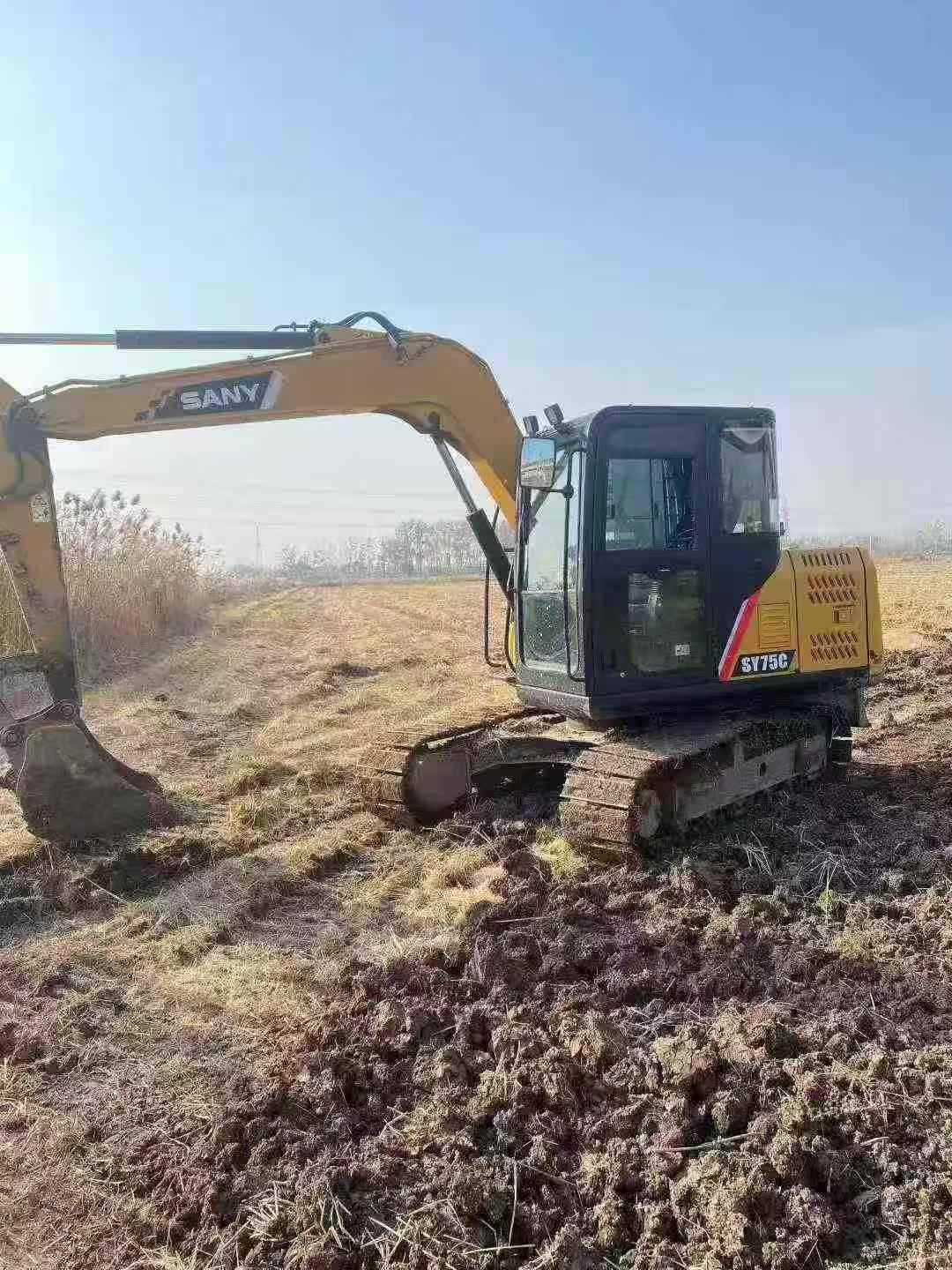 Used Sany SY75 Excavator 2020 Model / 3