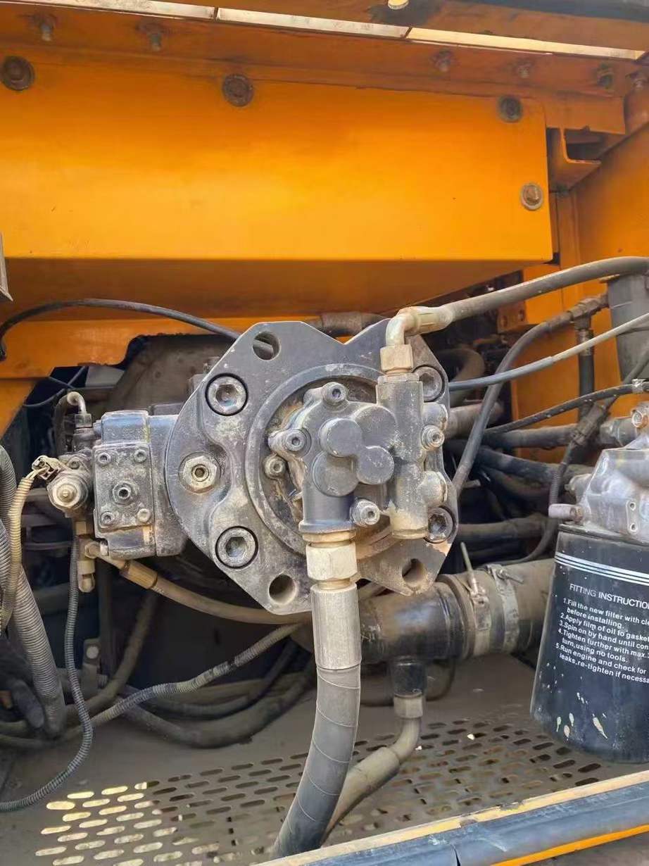 Used Sany SY215W Excavator 2016 Model / 9