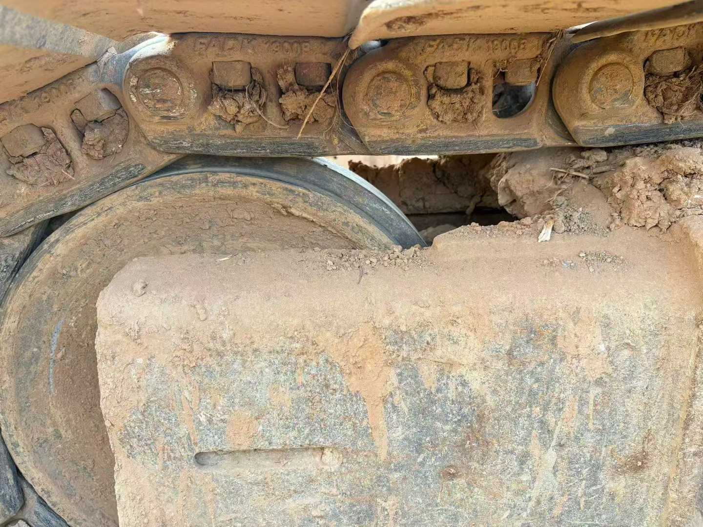 Used Kobelco SK210 Excavator 2015 Model / 7