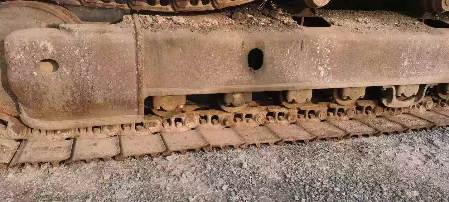 Used Komatsu PW220-7 Excavator 2016 Model / 7