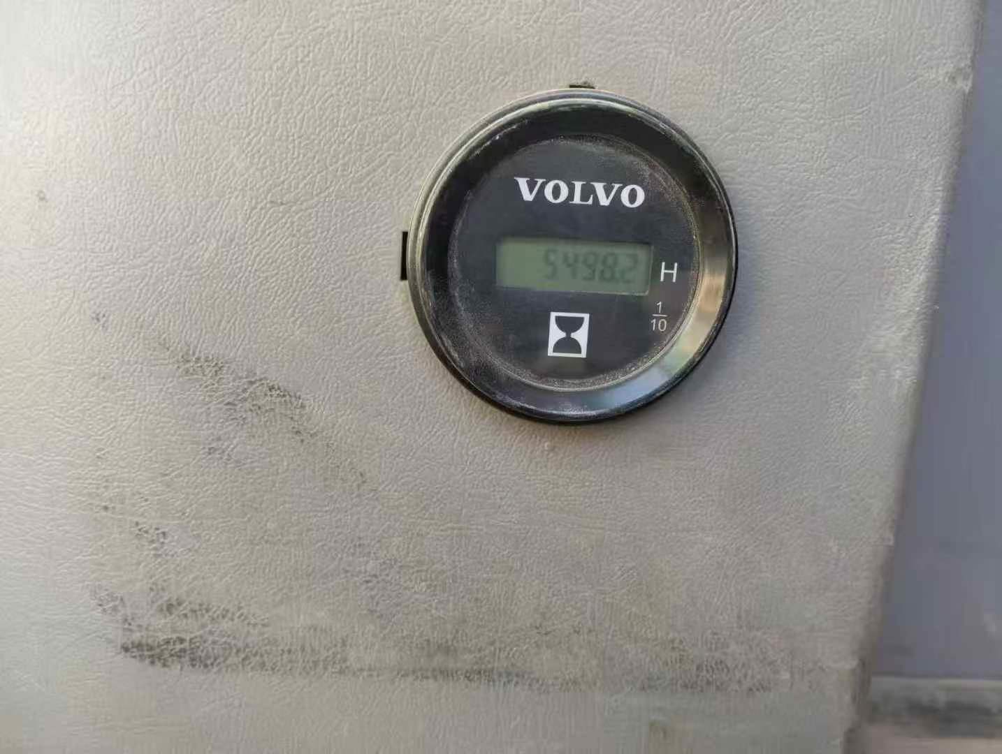 Used Volvo EC200 Excavator 2020 Model / 9