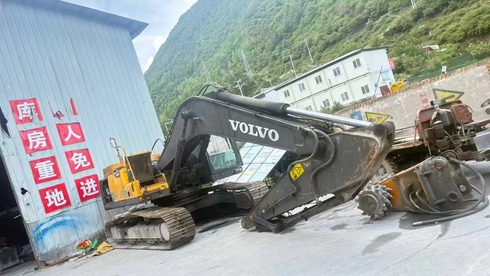 Used Volvo EW50 Excavator 2018 Model / 9