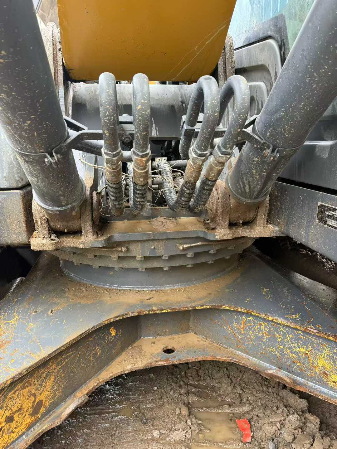 Used XCMG XE270GK Excavator 2022 Model / 3