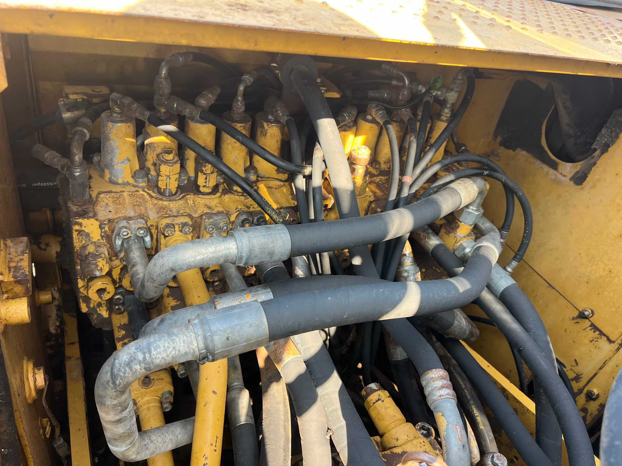 Used Caterpillar 320D Excavator 2016 Model / 4