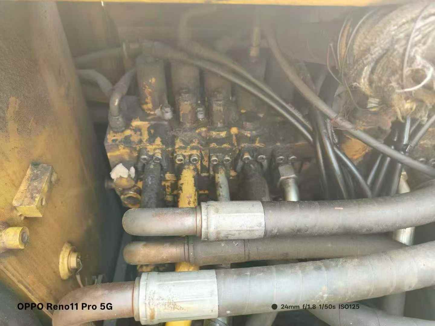 Used Caterpillar 320D Excavator 2016 Model / 6