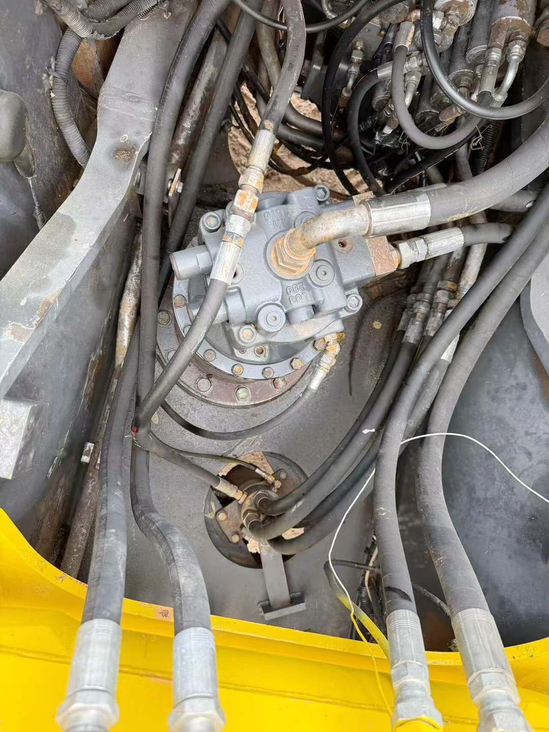 Used Sumitomo SH200A5 Excavator 2016 Model / 7