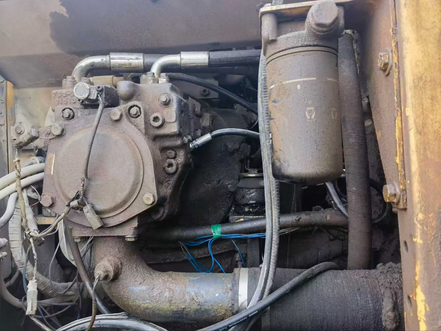 Used Komatsu PW160-7 Excavator 2012 Model / 9