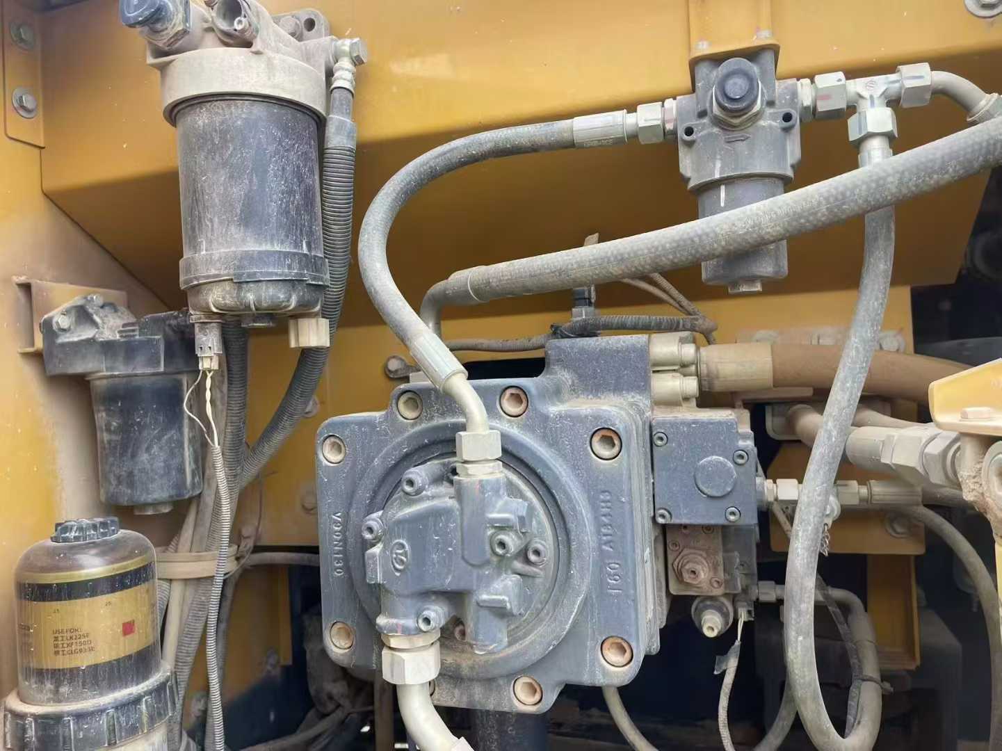 Used XCMG LW200 Excavator 2018 Model / 8