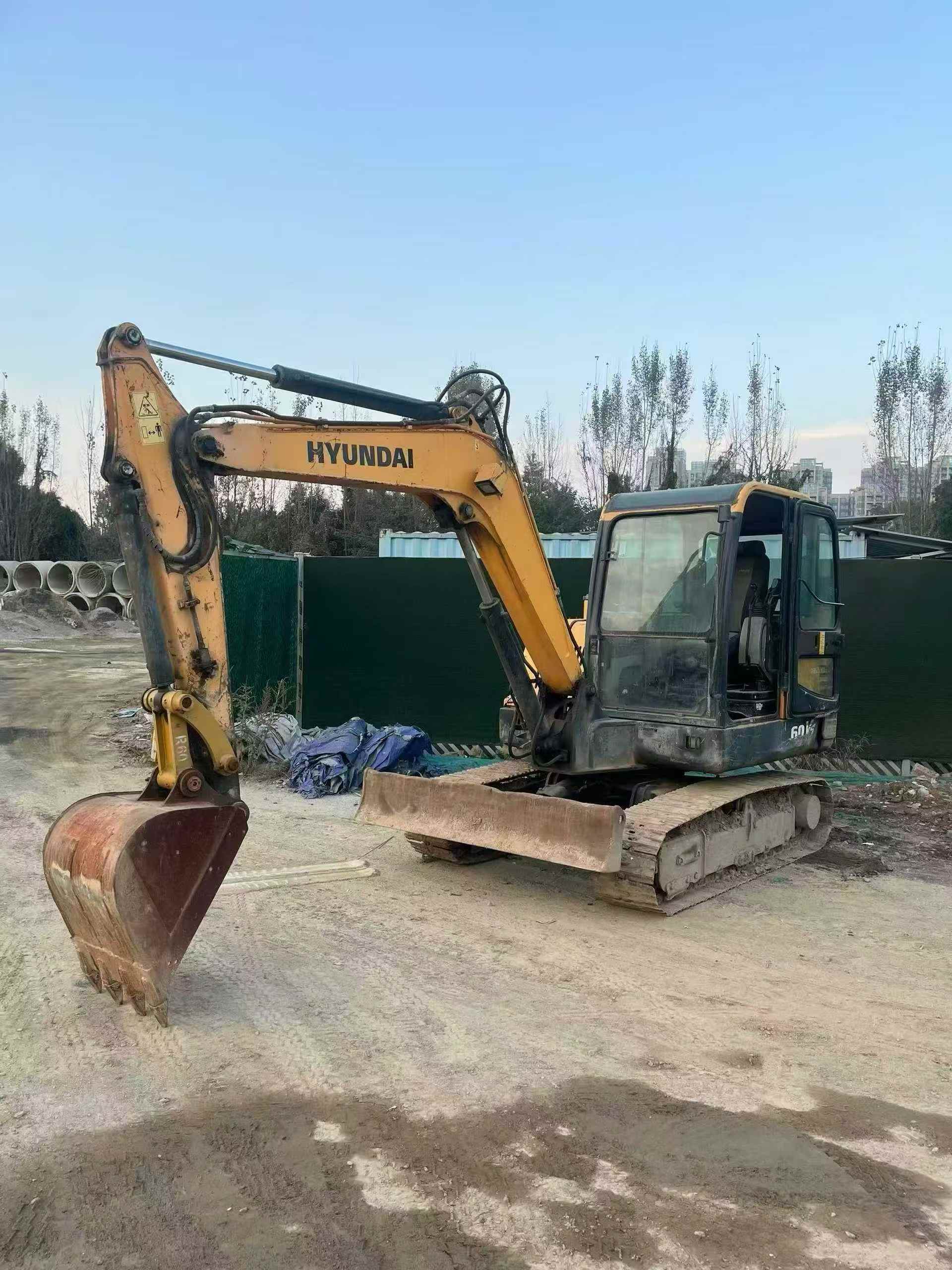 Used Hyundai R 60VS Excavator 2018 Model / 2