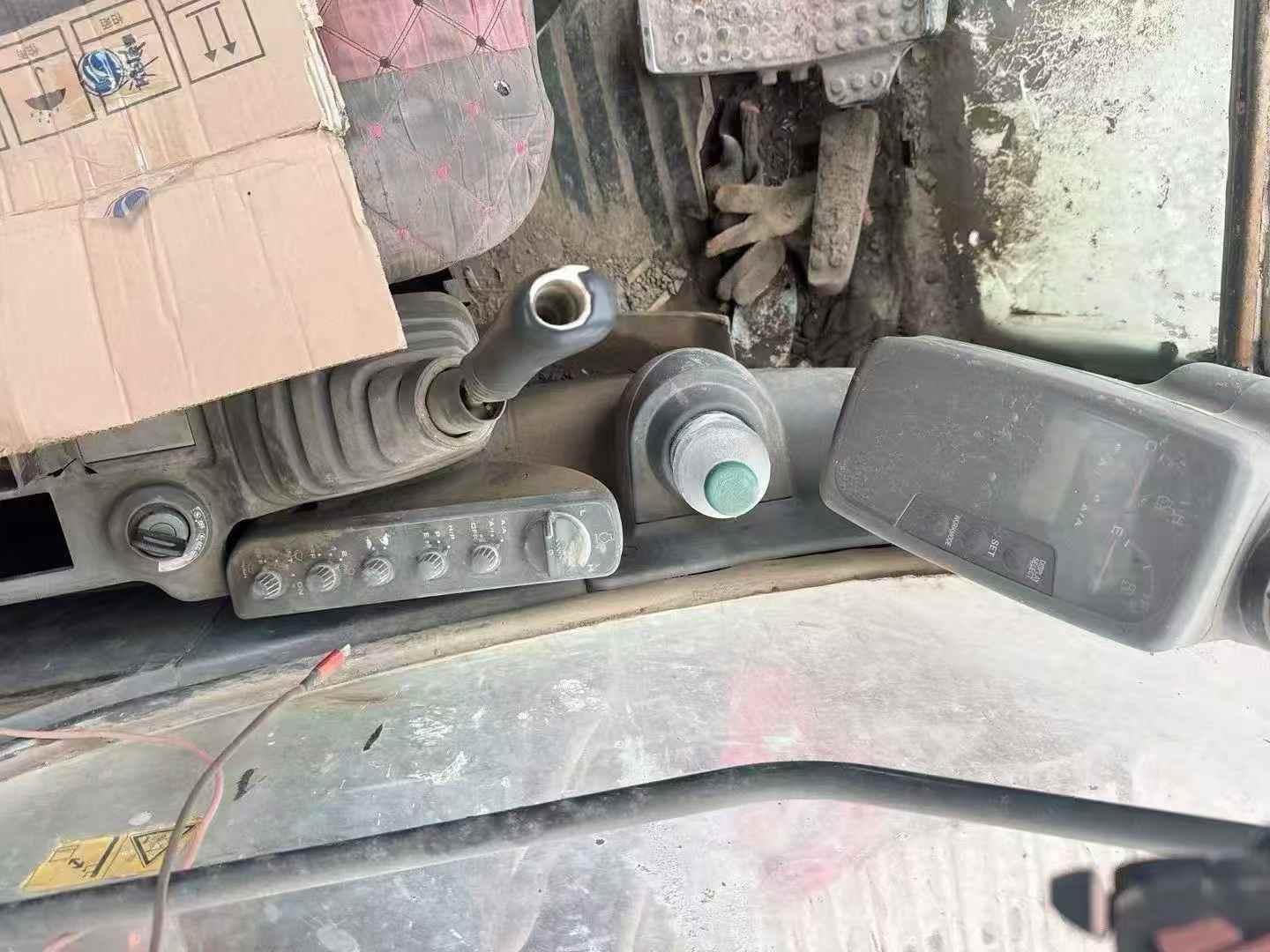 Used Hitachi ZAXIS200 Excavator 2016 Model / 8