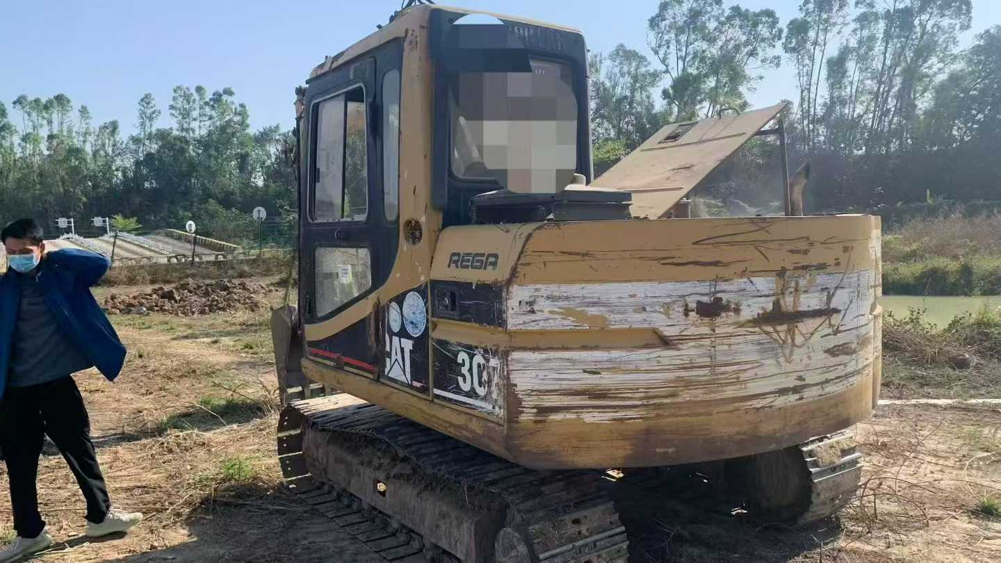 Used Caterpillar 307V2 Excavator 2016 Model / 3