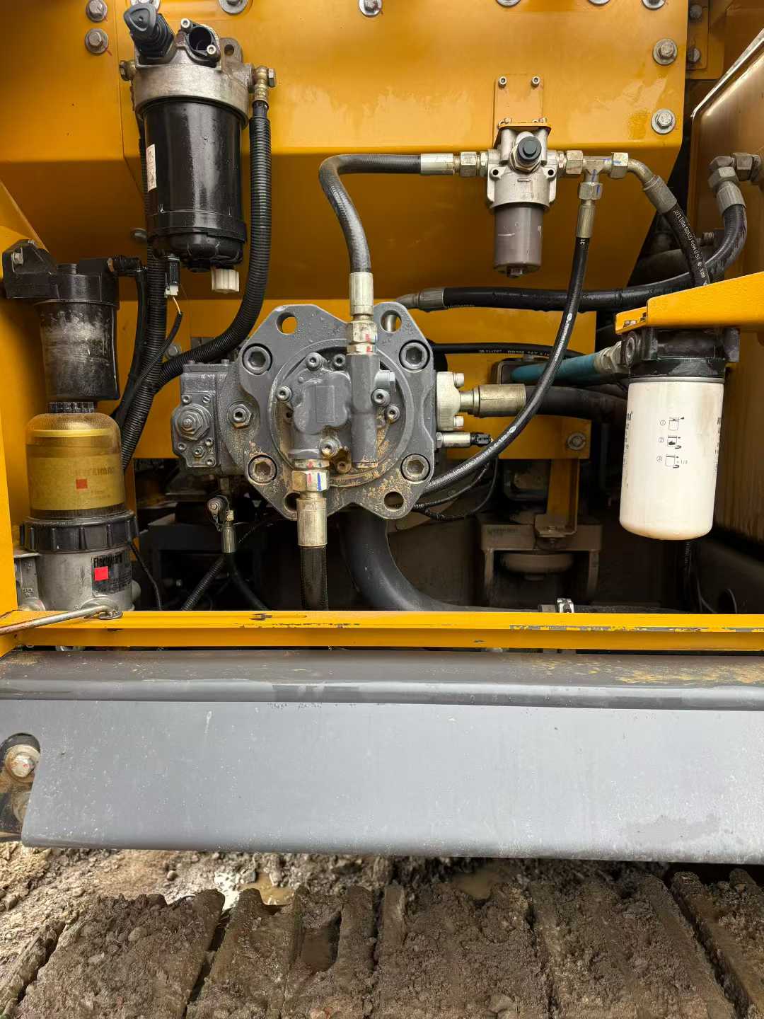 Used XCMG XE270GK Excavator 2022 Model / 2