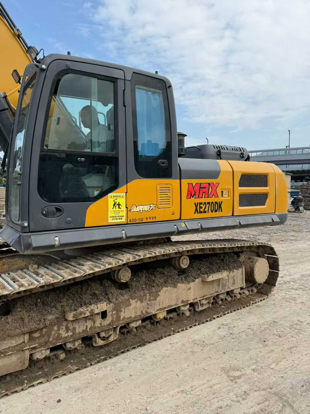 Used XCMG XE270GK Excavator 2022 Model