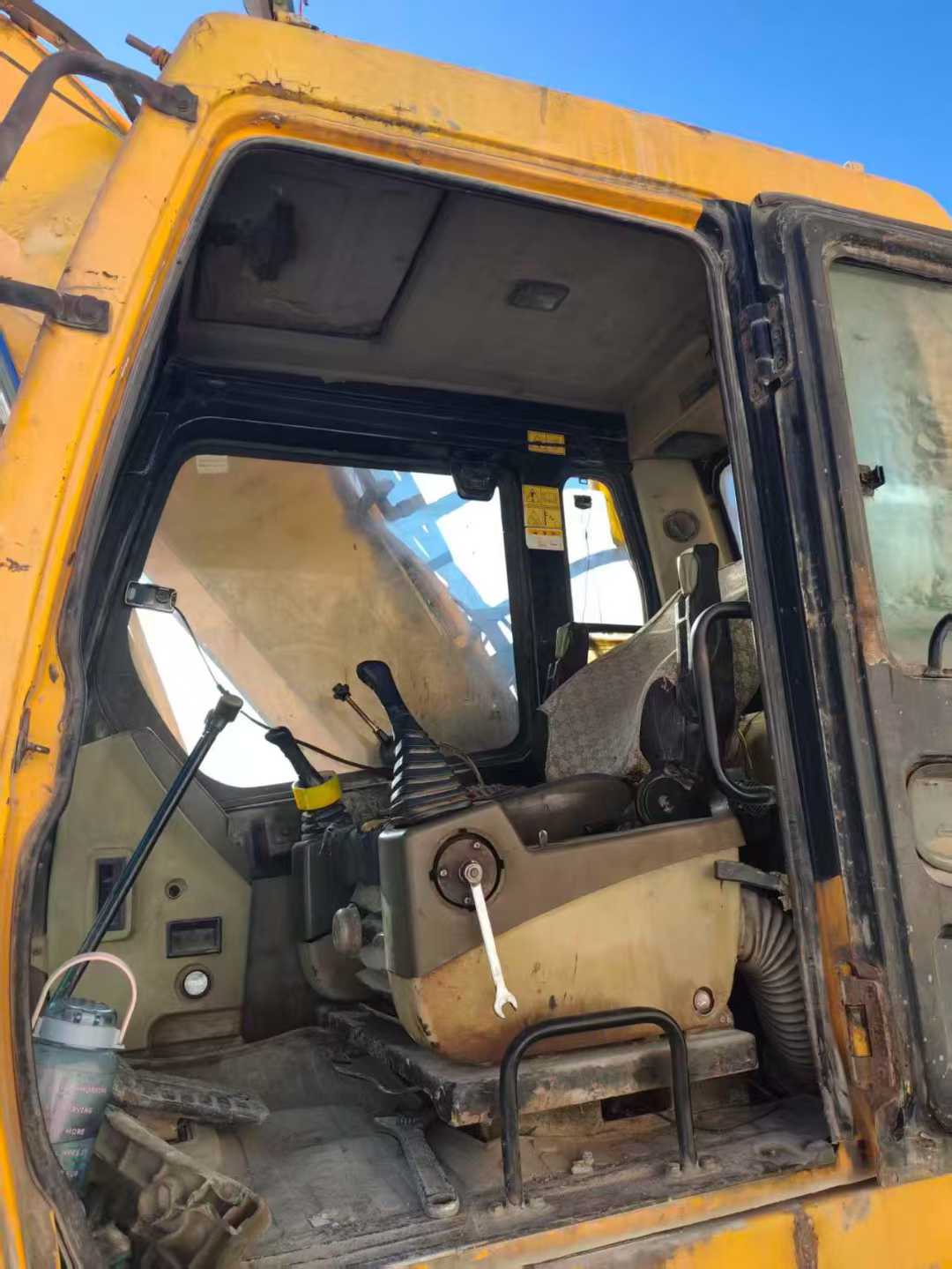Used Hyundai R225-7 Excavator 2016 Model / 5