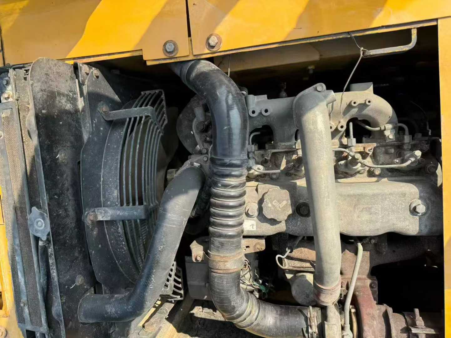 Used Sany SY135 Excavator 2016 Model / 8