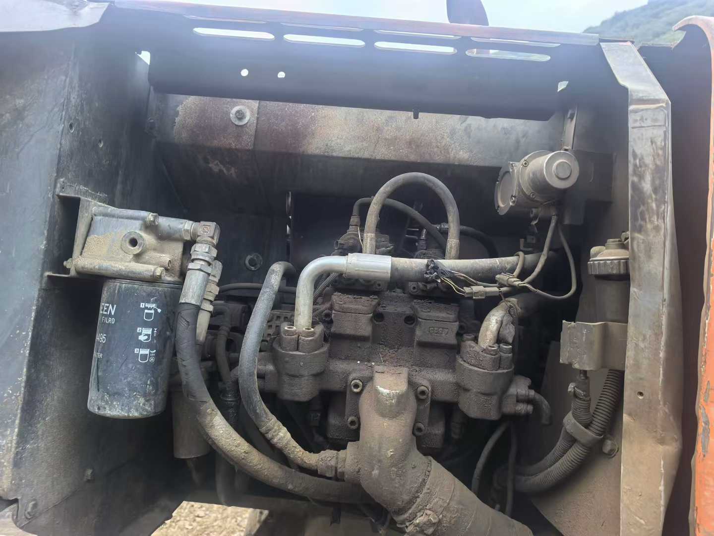 Used Hitachi ZX230-6 Excavator 2016 Model / 3