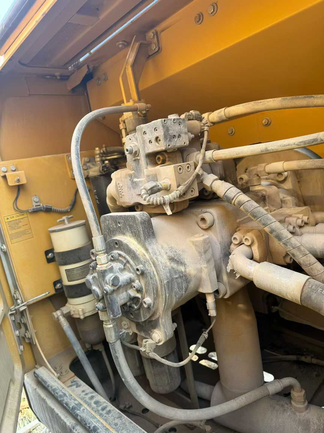 Used Sany SY650H Excavator 2022 Model / 4