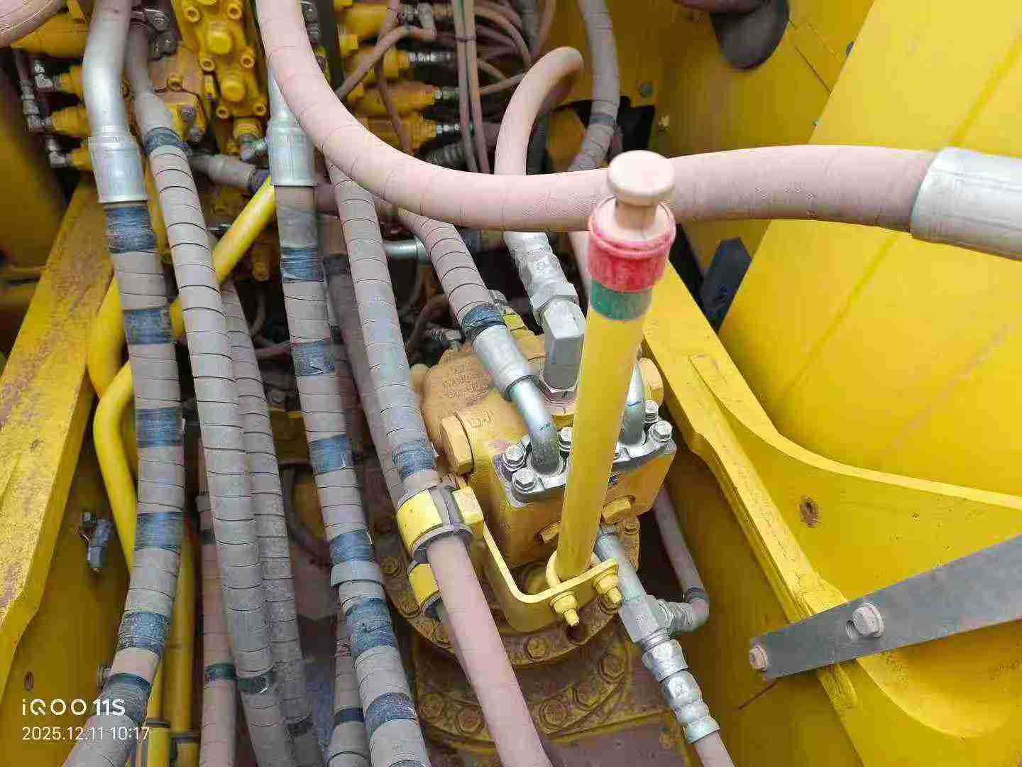 Used Komatsu PC200-1 Excavator 2016 Model / 6