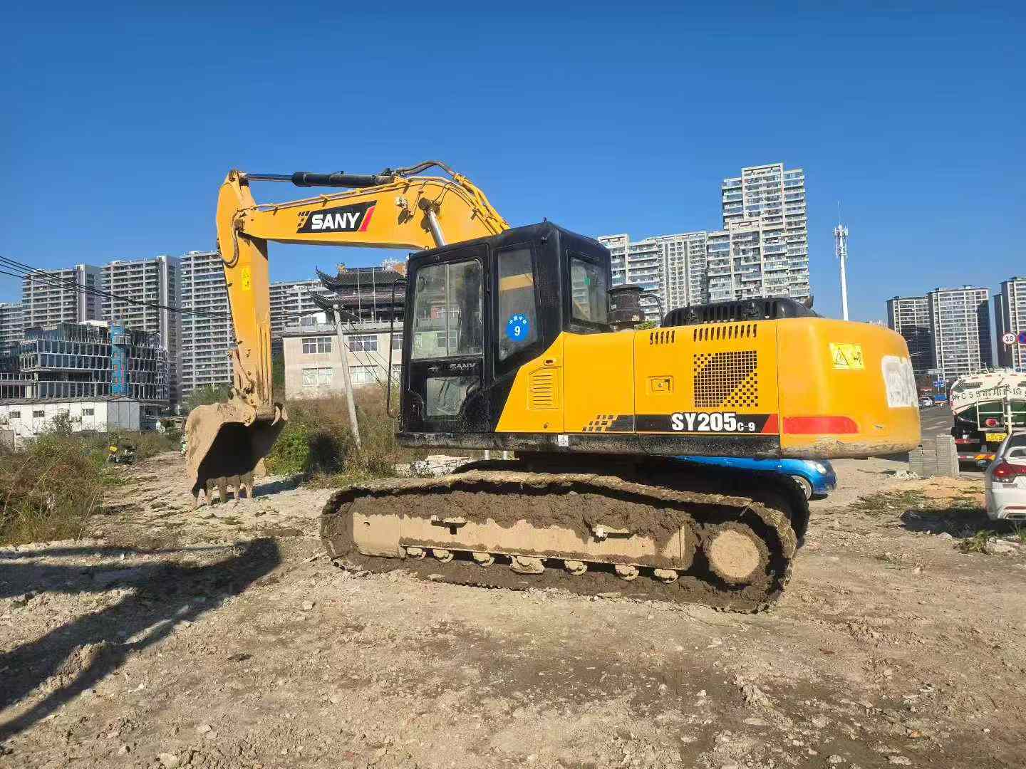 Used Sany SY215C-9 Excavator 2015 Model / 3