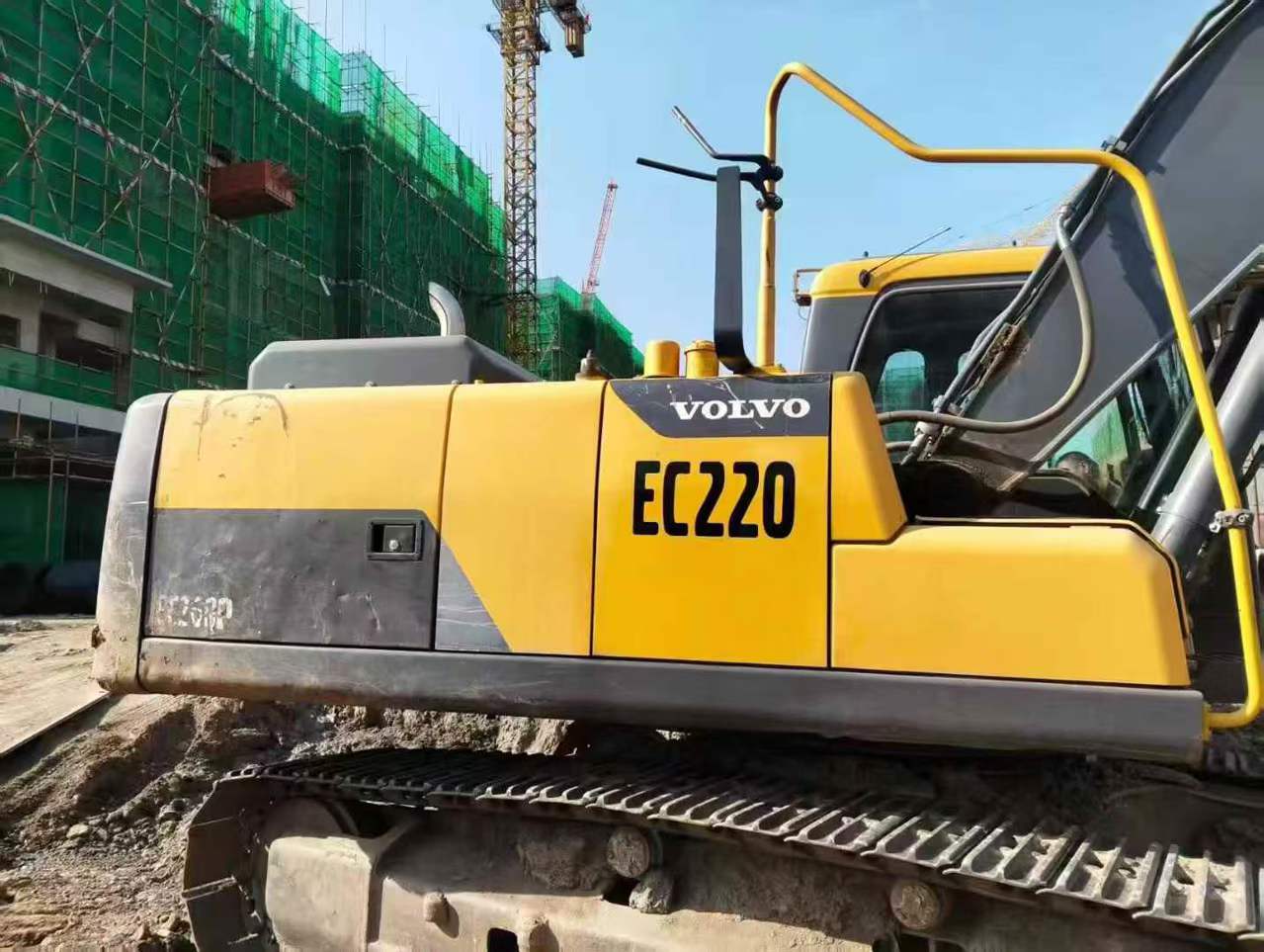 Used Volvo EC200 Excavator 2020 Model / 2