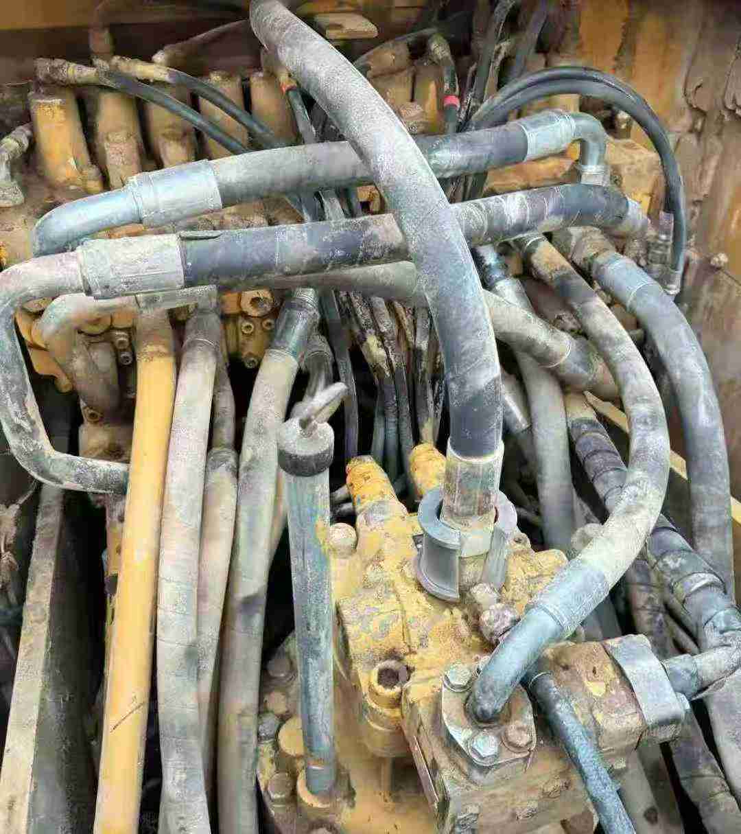 Used Caterpillar 320D Excavator 2016 Model / 6