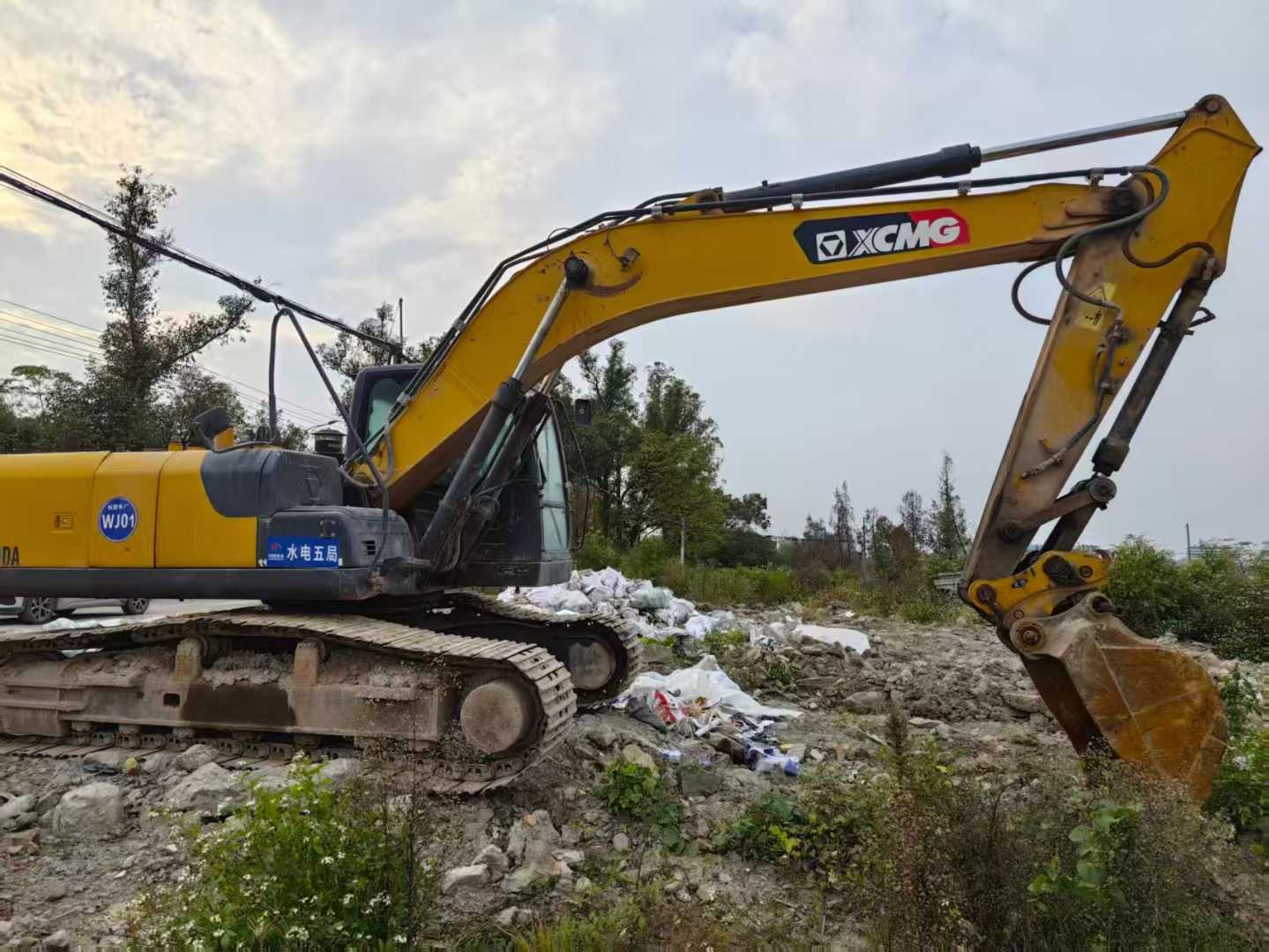 Used XCMG LW200 Excavator 2016 Model / 3