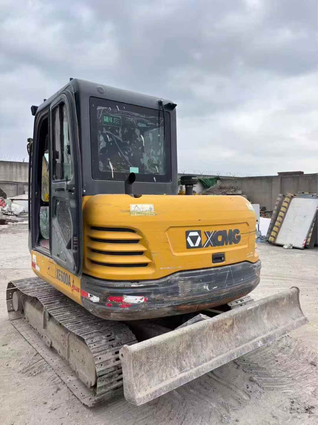 Used XCMG XE60 Excavator 2021 Model / 2