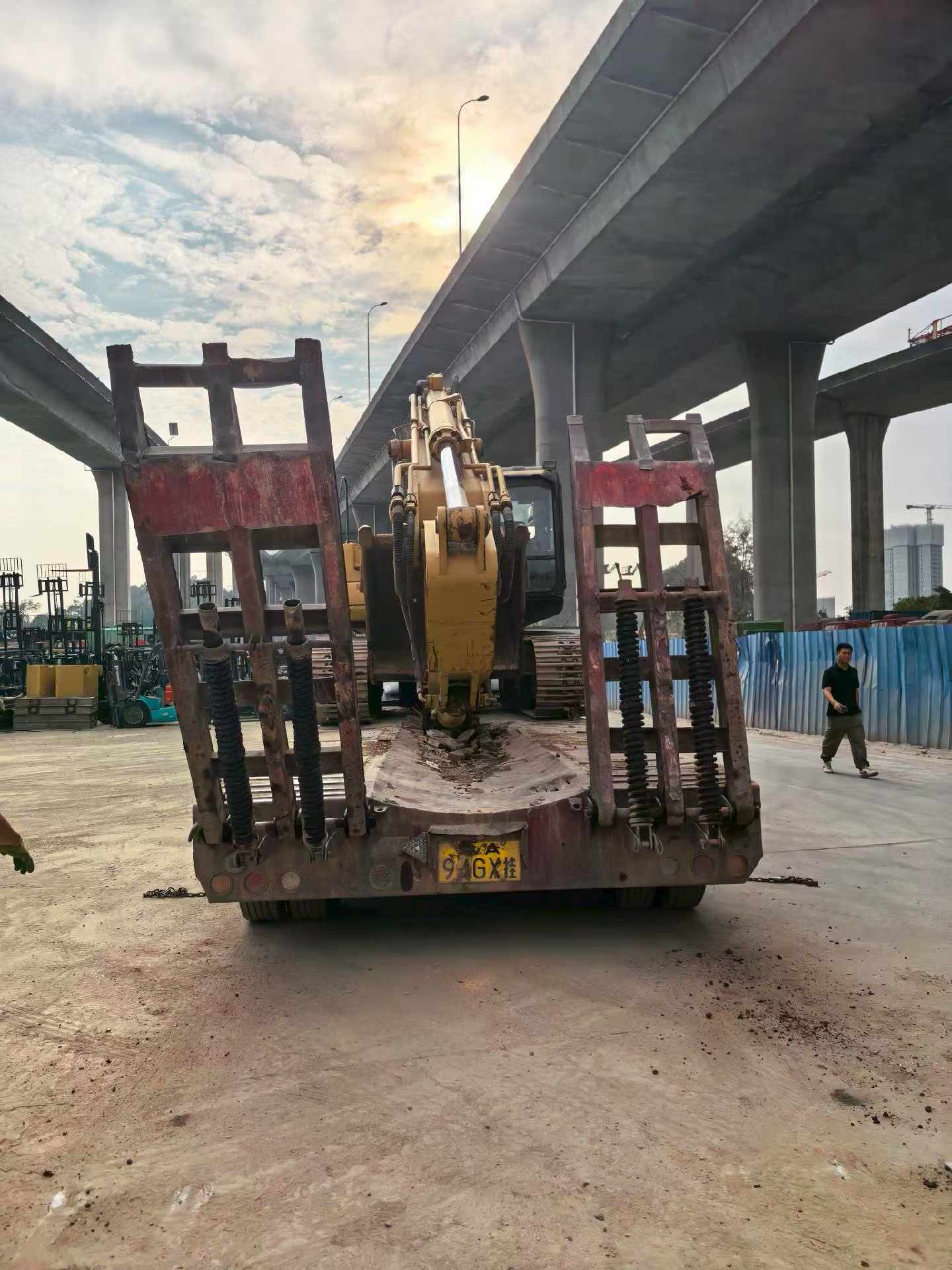 Used Caterpillar 330C Excavator 2016 Model / 3