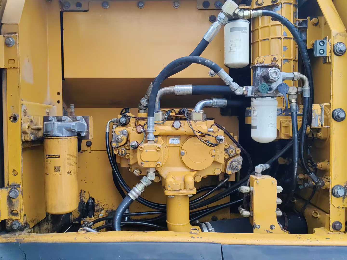 Used Caterpillar 320D Excavator 2016 Model / 4