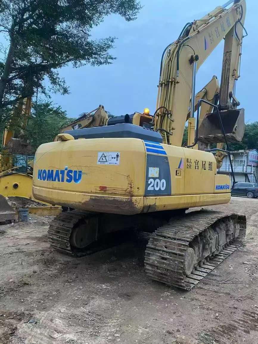 Used Komatsu PC200-8N1 Excavator 2016 Model / 2