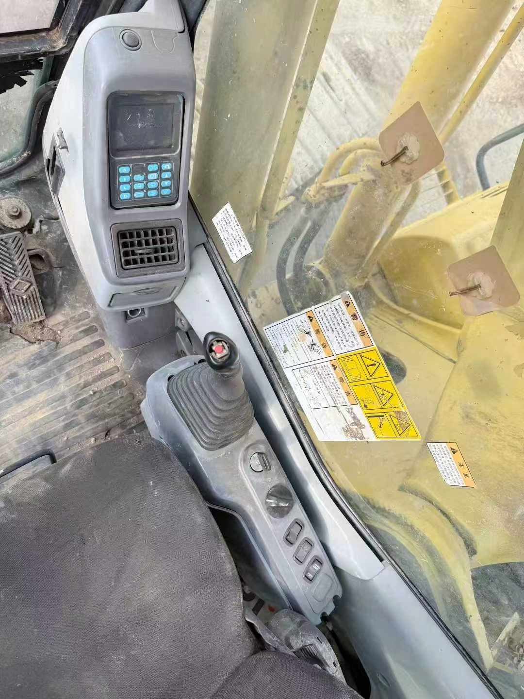 Used Komatsu PW200-7 Excavator 2016 Model / 8