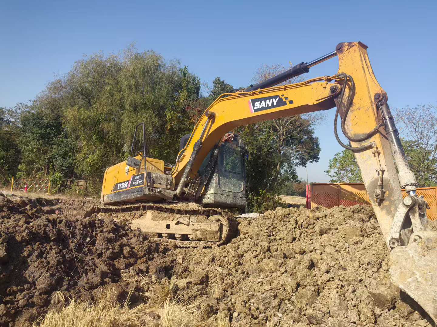 Used Sany SY135 Excavator 2021 Model / 3