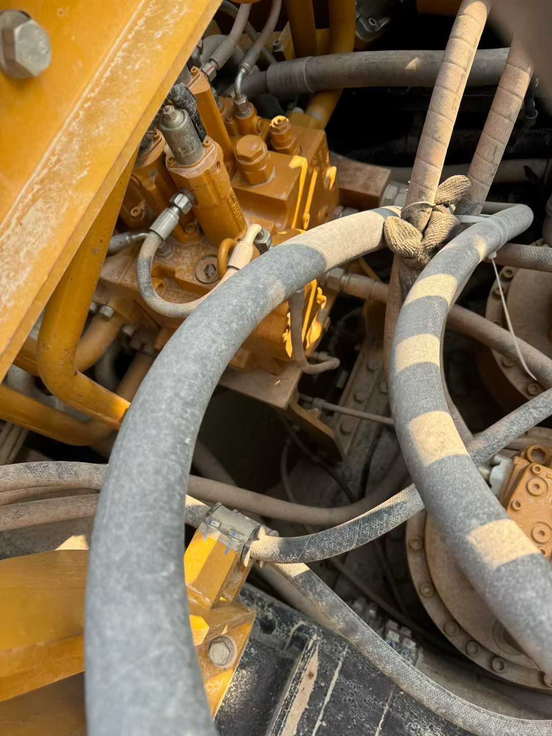 Used Sany SY650H Excavator 2022 Model / 6