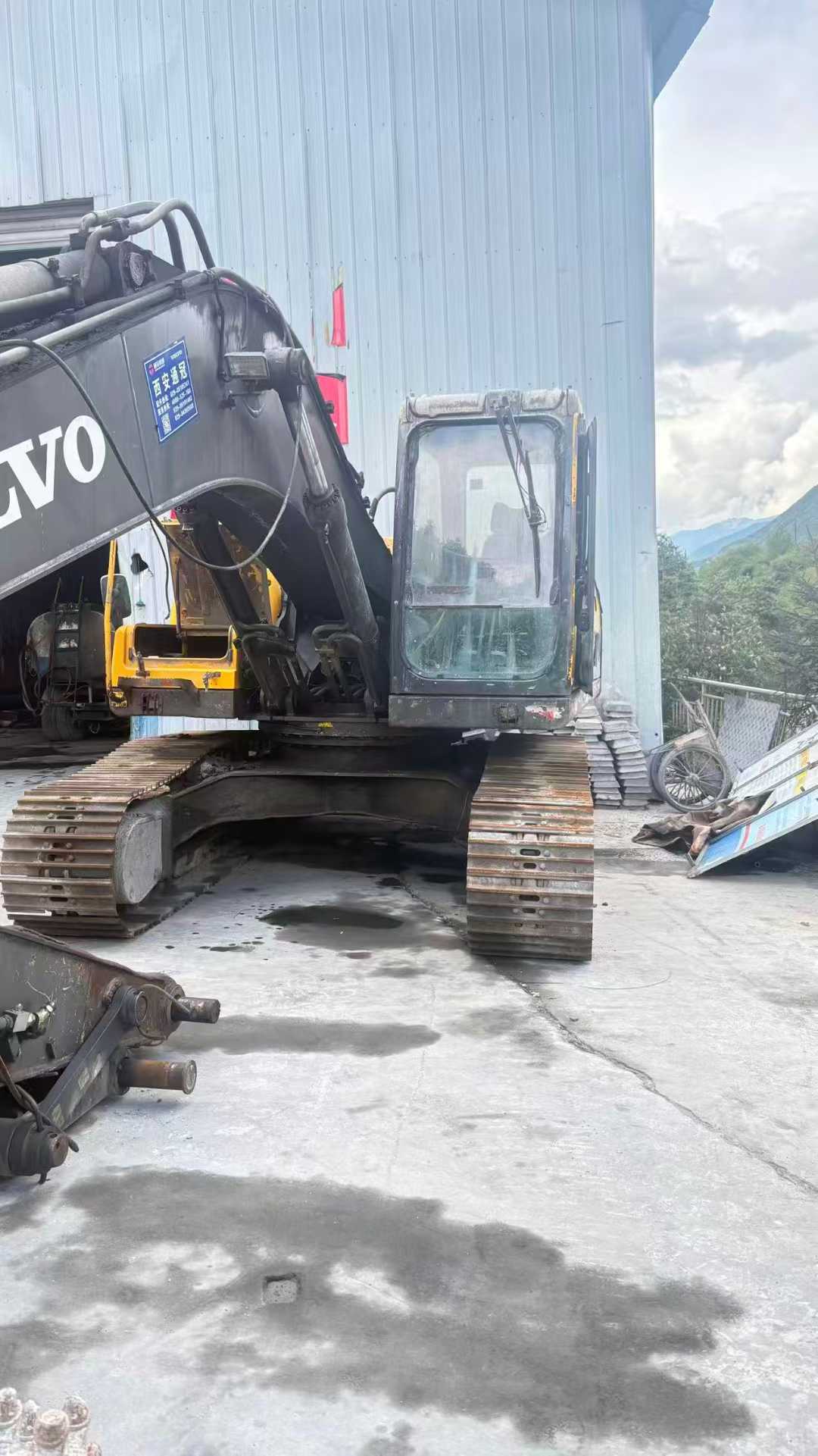 Used Volvo EW50 Excavator 2018 Model / 3