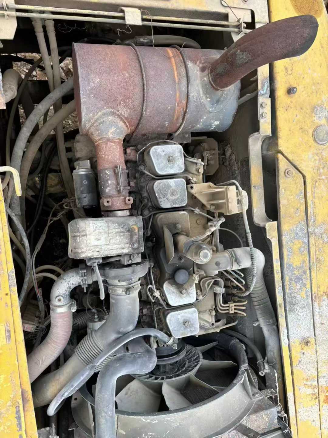 Used Komatsu PW200-7 Excavator 2016 Model / 3