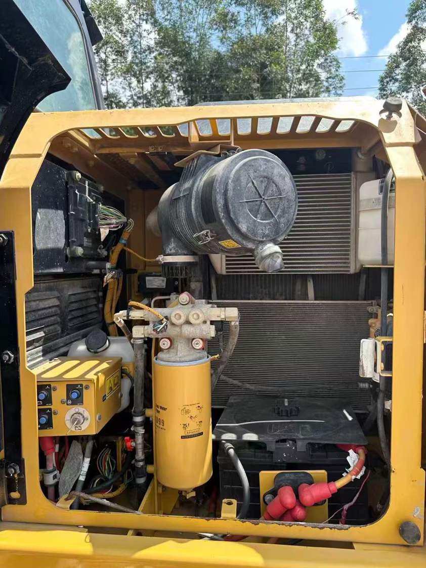 Used Caterpillar CT20 Excavator 2020 Model / 6