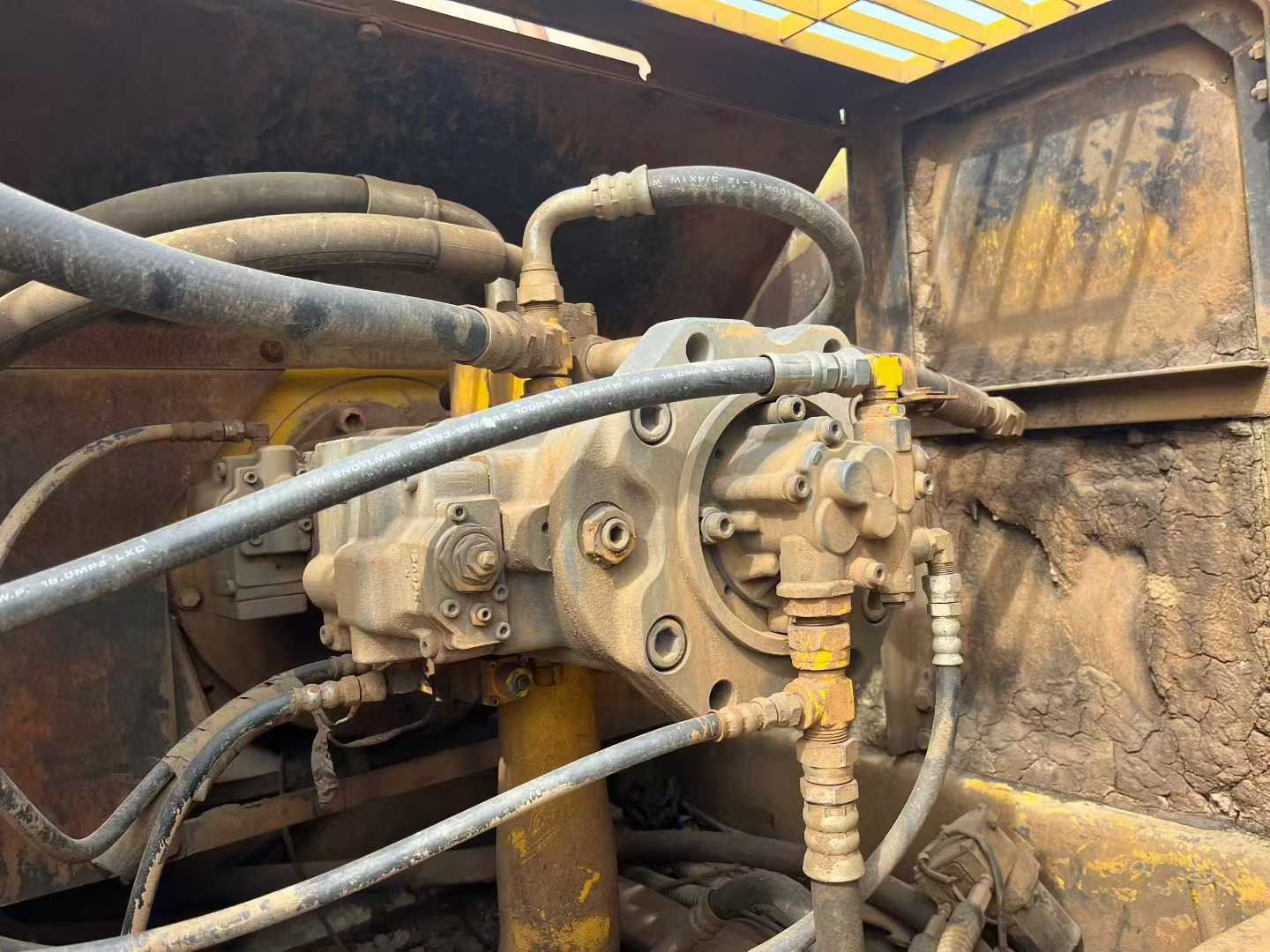 Used Kato HD1430 Excavator 2016 Model / 5