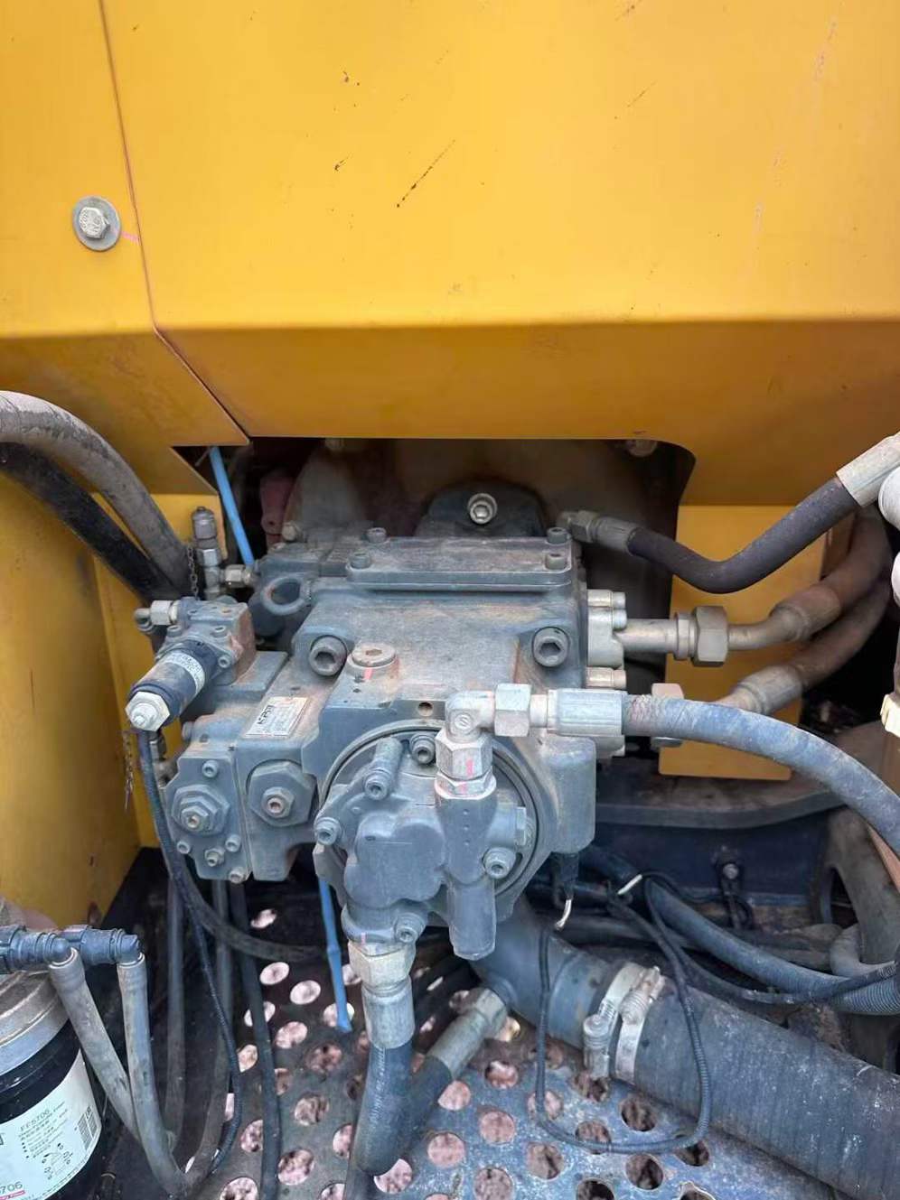 Used XCMG XE55D Excavator 2020 Model / 6