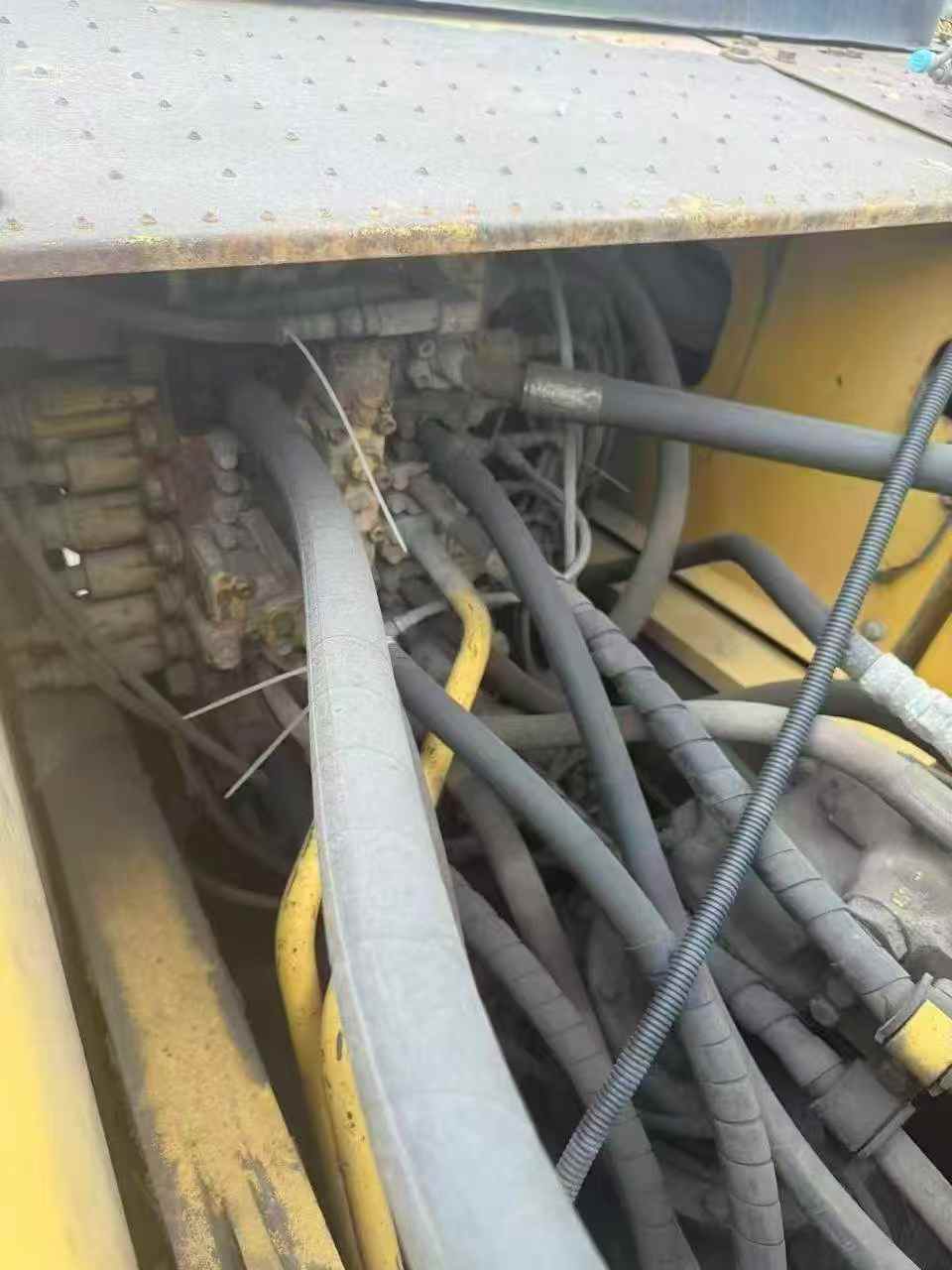 Used Komatsu PC200-8 Excavator 2016 Model / 5